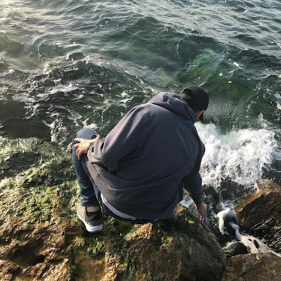 Meet your Posher, Moe - Picture 1 of 1